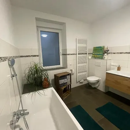 Mayen, Baeckerstr, Privatzimmer Nr1, Innenstadt, Naehe Nuerburgring & Burg Eltz, Gemeinschaftsbad * Mayen