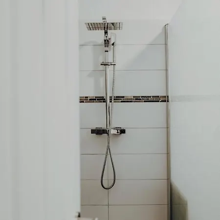 Mayen, Baeckerstr, Privatzimmer Nr1, Innenstadt, Naehe Nuerburgring & Burg Eltz, Gemeinschaftsbad * Mayen
